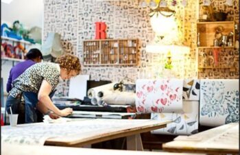 Sesiynau gwneud gyda’n gilydd ar gyfer teuluoedd gyda Lowri Davies